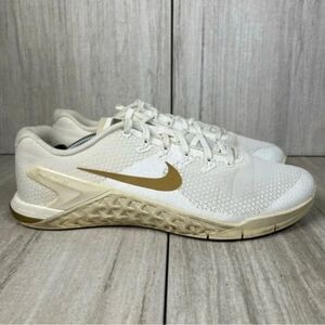 Nike Metcon 4 White Gym Sneaker Weight Lifting Athletic Shoe Womens Size 10